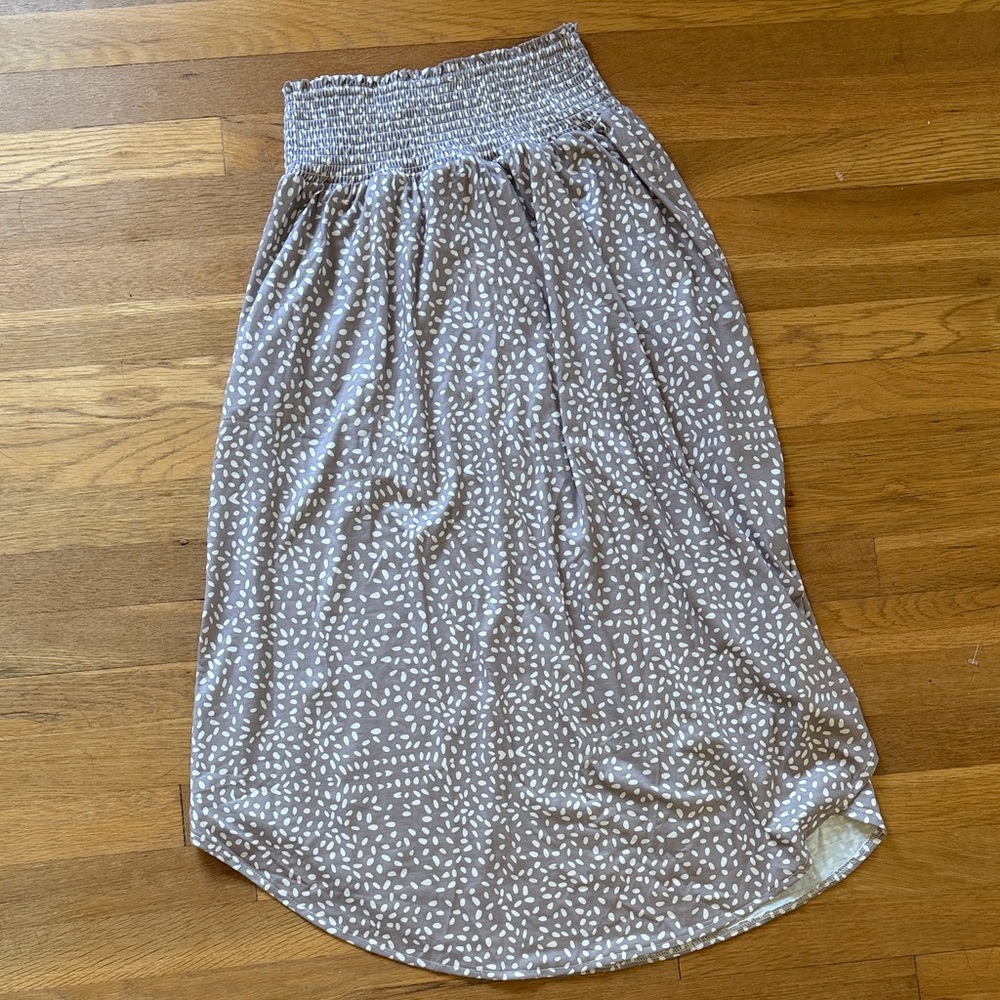 NEW Smocked Waist Midi Skirt in Taupe with White Dot Print size S
